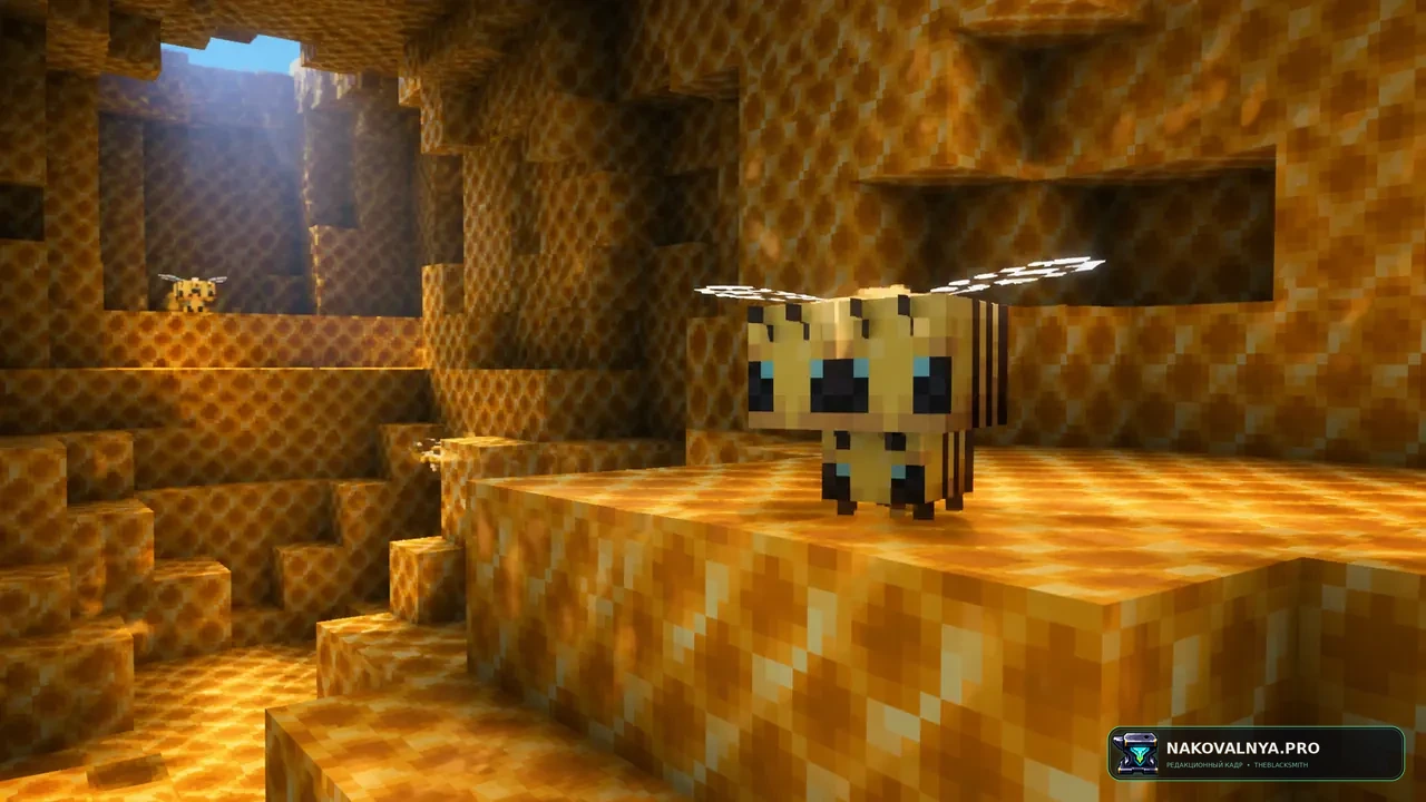 Combee MC Remodel (Cobblemon): пчелиный облик Комби — редакционная иллюстрация 2 из 3